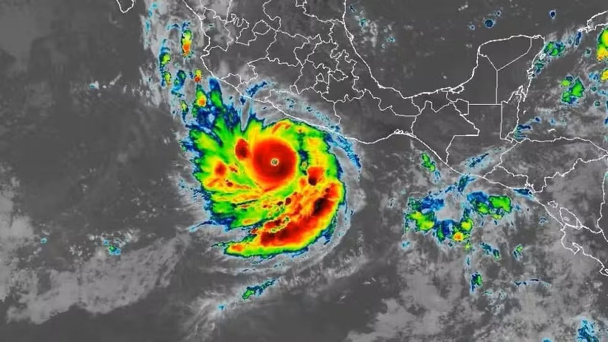 Furacão Polo chega à categoria 5 com ventos de 270 km/h e coloca litoral do México em alerta