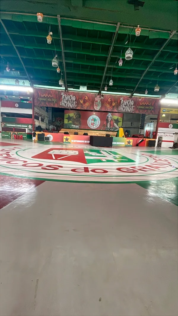 Veja como está quadra da Grande Rio para coroação de Anitta como rainha