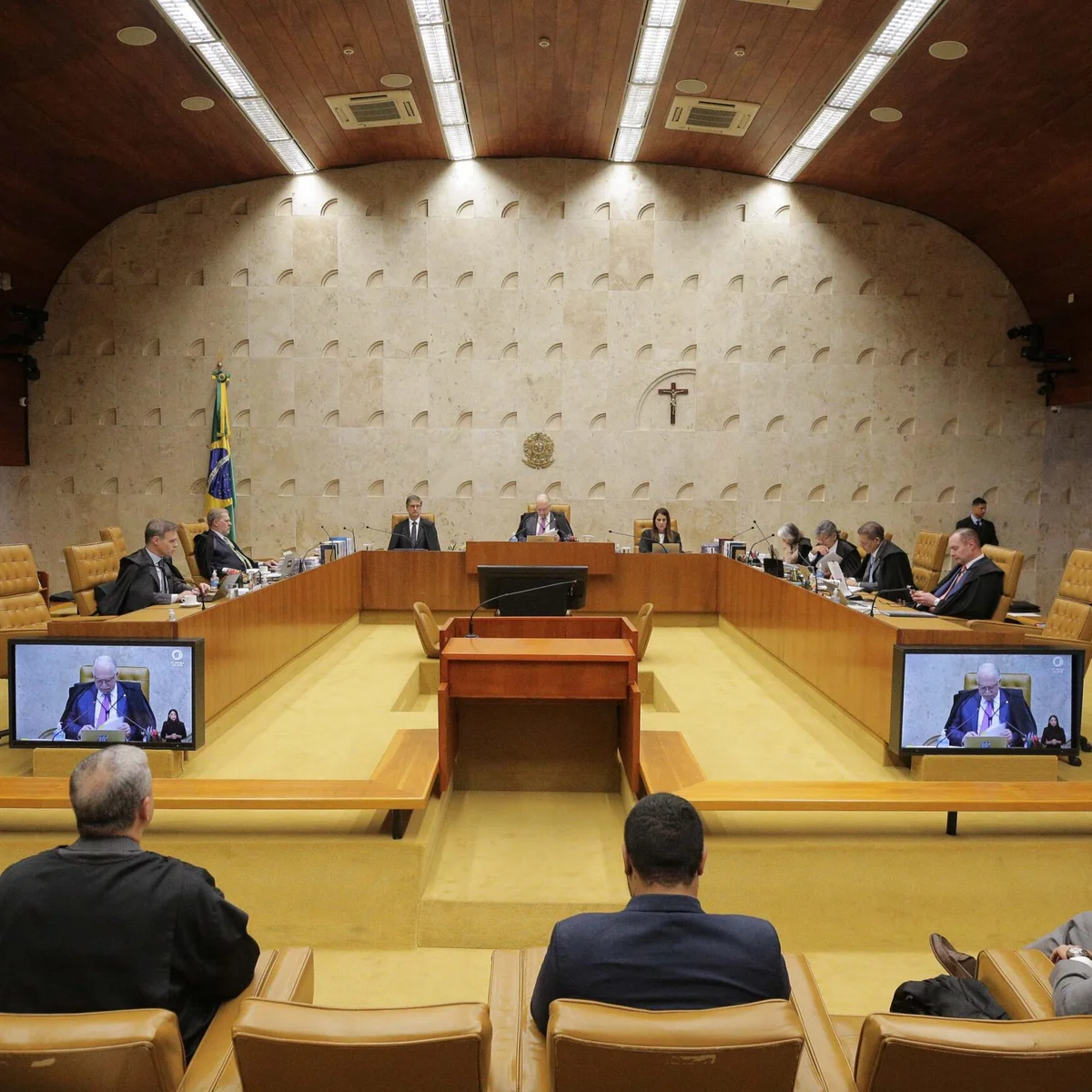 AtlasIntel: 6 em cada 10 brasileiros não confiam nos ministros do STF