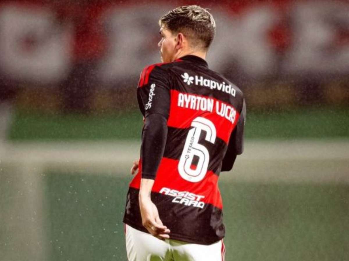 Ayrton Lucas leva a pior em dividida, e deixa jogo do Fla logo aos quatro minutos