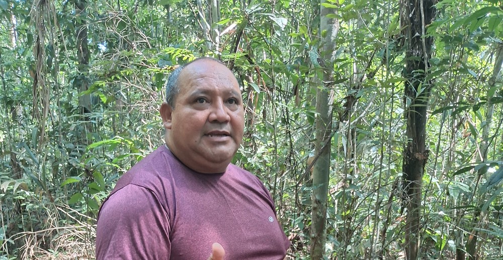 Roberto Brito, liderança da comunidade de Tumbira: “Minha vida inteira é aqui. E de primeiro não tinha tanta quentura, não tinha tanta seca”, — Foto: Alda do Amaral Rocha
