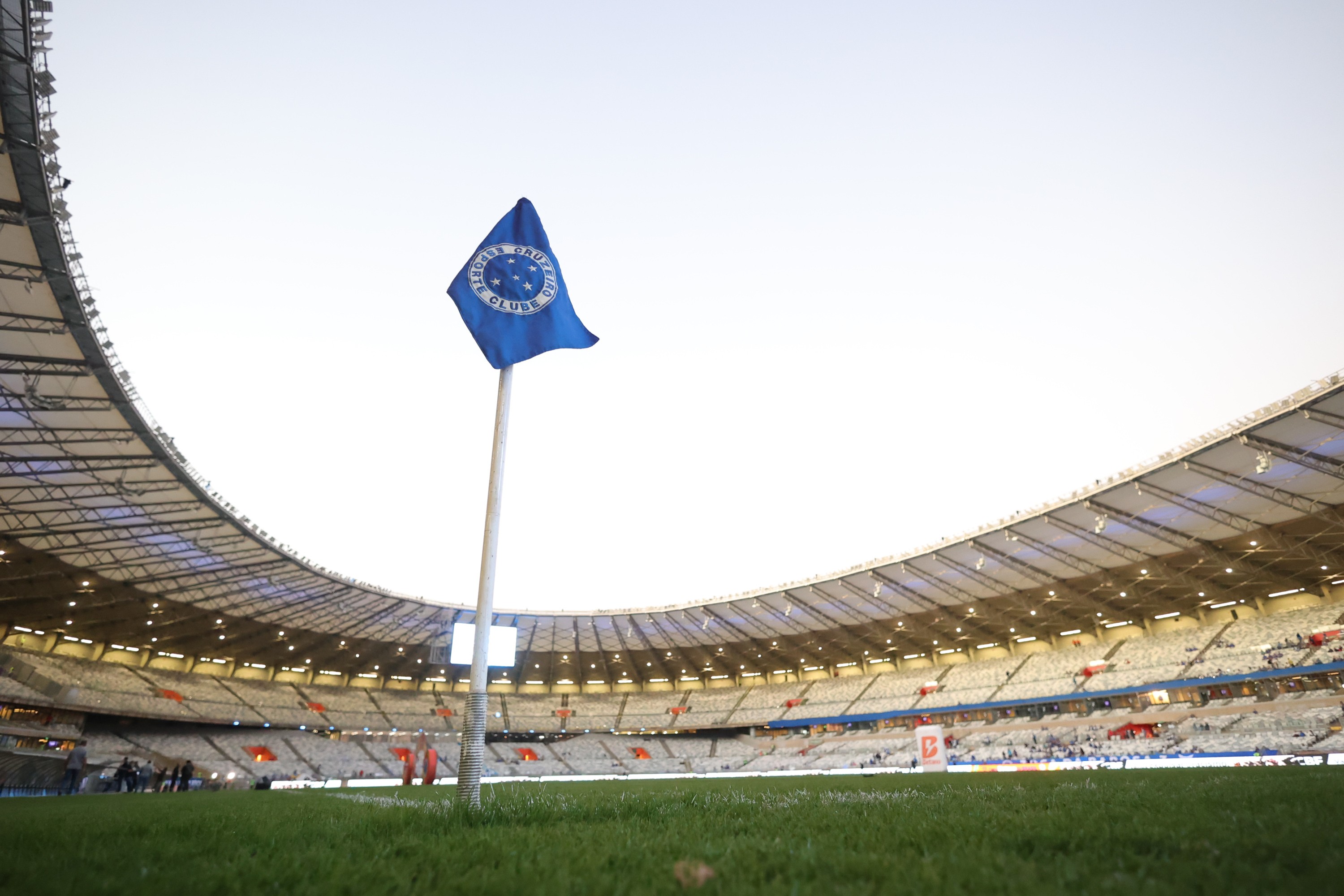 Cruzeiro: entenda como será o novo gramado do Mineirão