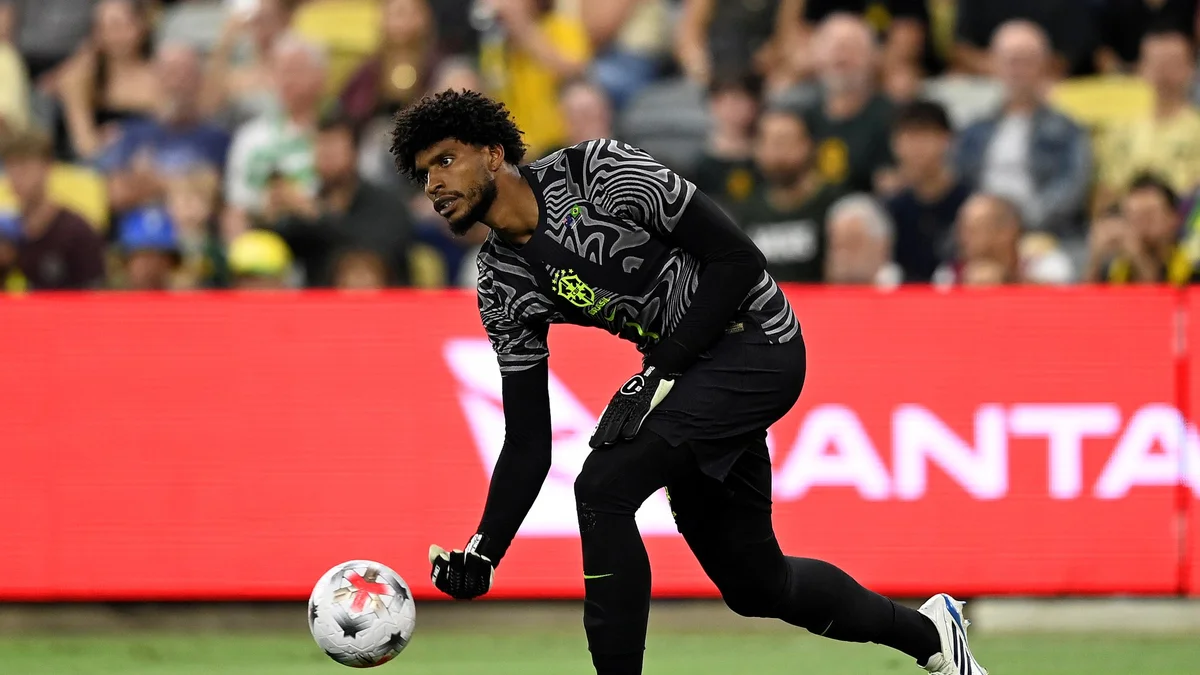 Web detona Hugo Souza após gol da Austrália contra o Brasil: "Uma vergonha"