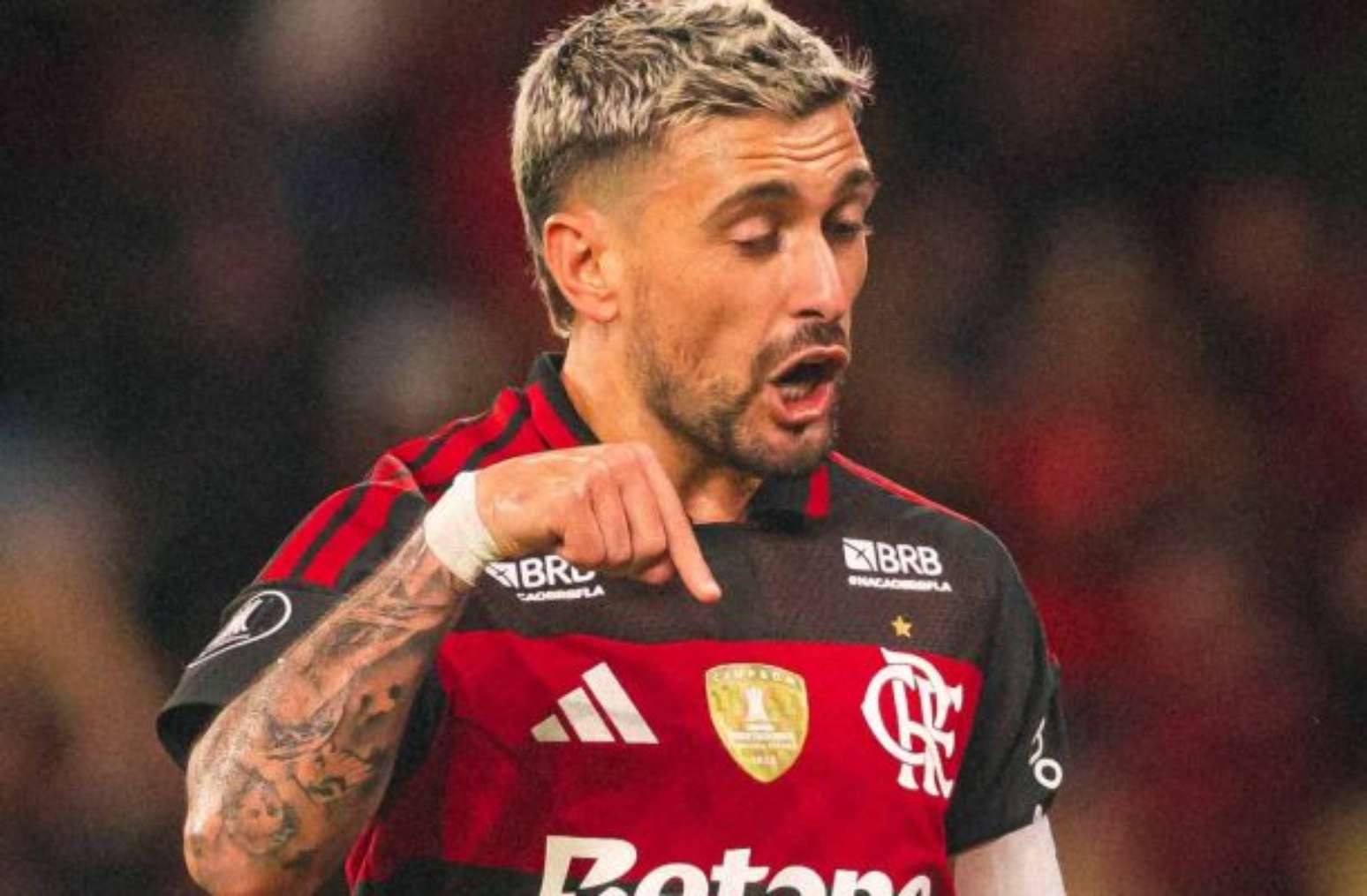 Plata (esq.) e de Arrascaeta s&atilde;o dois dos dez gringos do Flamengo &ndash;