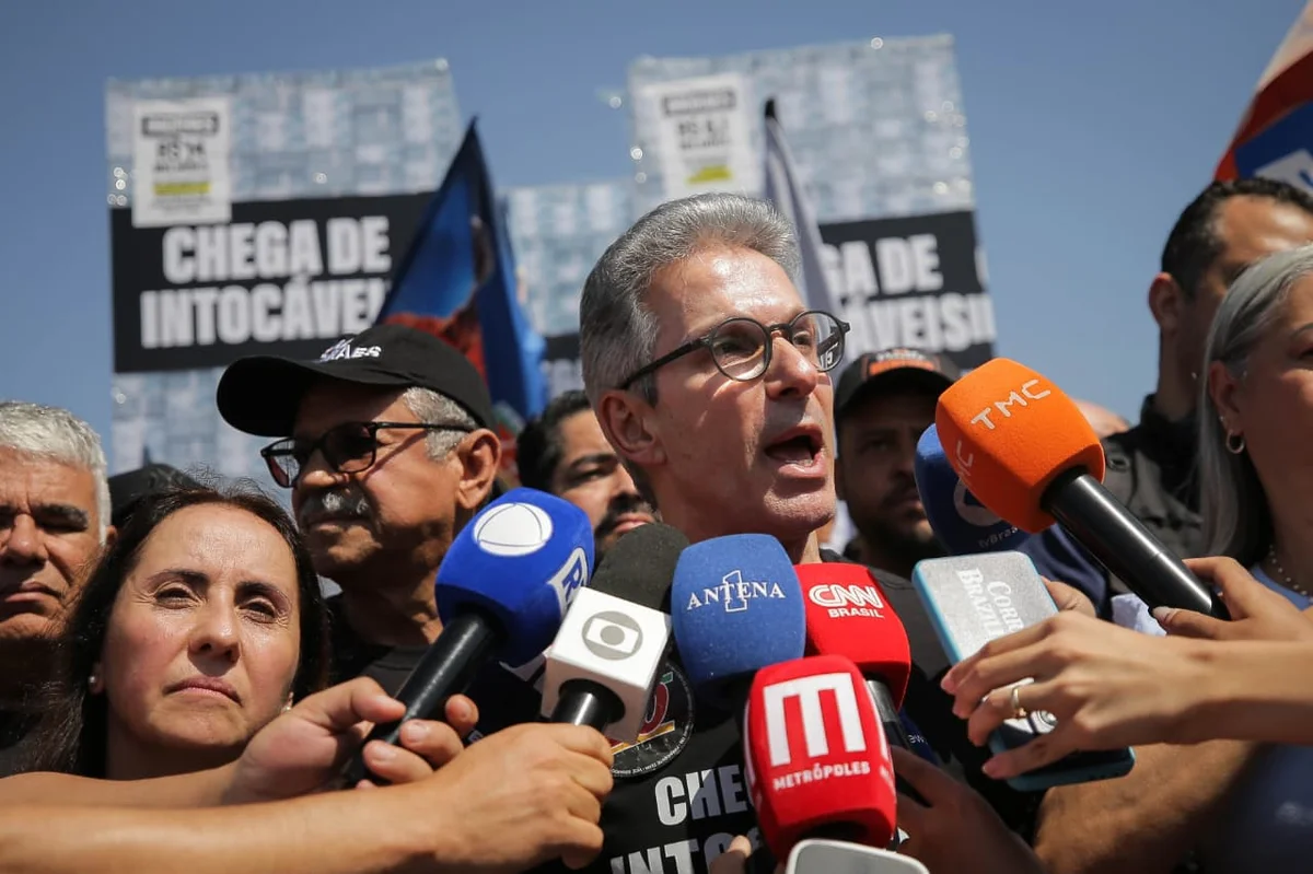 Zema sobre quem recebeu recursos de Vorcaro: “Precisa ser investigado”