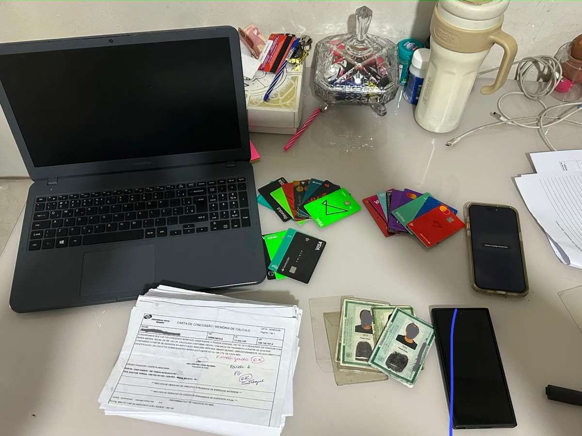 PF prende mulher em operação de combate a fraudes contra a Caixa no Rio