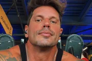 Fernando Fernandes expõe bastidores de nu frontal que causou polêmica
