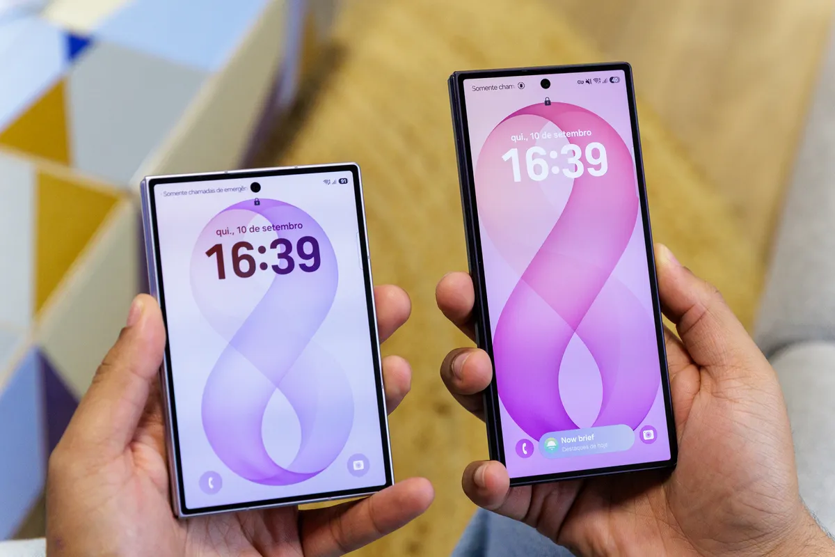 Imagem da matéria: Galaxy Z Fold 8 vs. Fold 8 Ultra: maior significa melhor? Nós comparamos