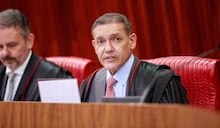 TSE libera campanha de Lula para manter site que chama Flávio de ‘traidor da pátria’ no ar