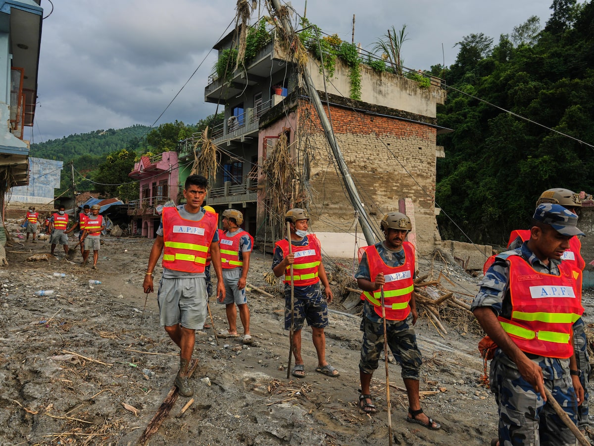 Enchentes no Nepal: número de desaparecidos sobe para 6.150