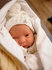 Marie Vitória, filha de Simone Poncio