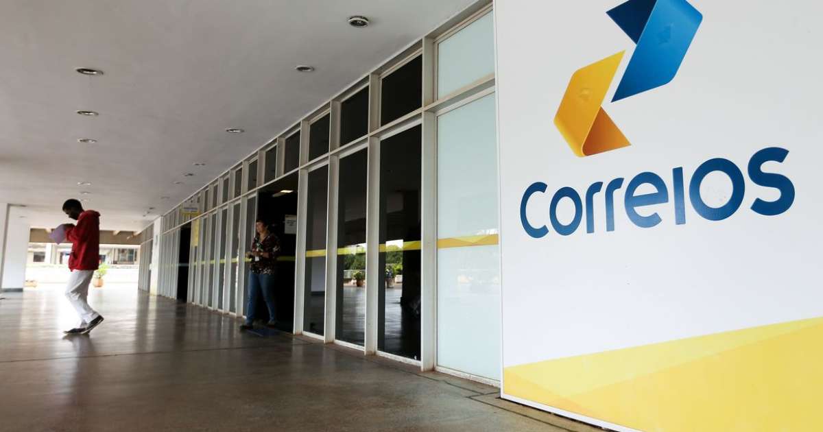 Trabalhadores dos Correios encerram greve após decisão do TST