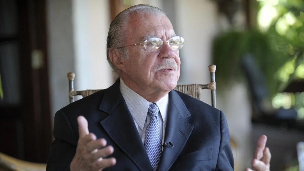 Sarney tem quadro estável e médicos preveem alta nos próximos dias