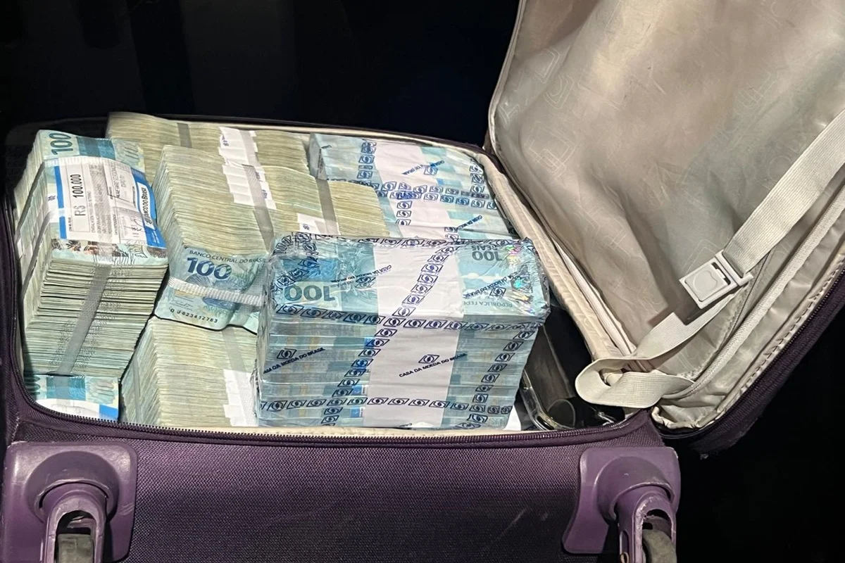 Gestão JHC admitiu passivo de R$ 212 milhões com empresa antes de renúncia