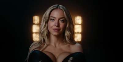 Sydney Sweeney protagoniza propaganda de bet em que posa nua com objetos esportivos e gera protesto de atletas Foto: Reprodu&ccedil;&atilde;o/@novig via X / Estad&atilde;o