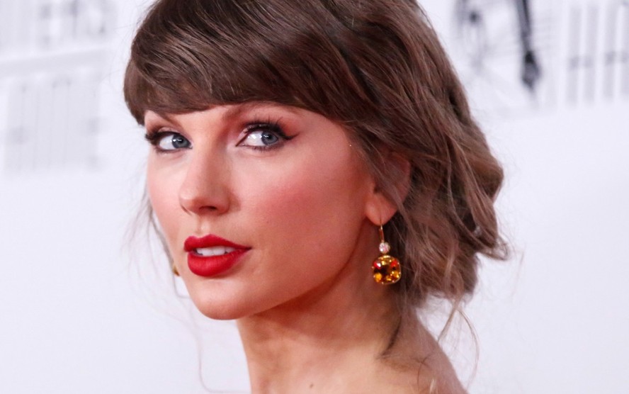 Taylor Swift supera Beyoncé e se torna artista mais premiada da história do VMA