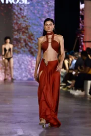 Victor Dzenk, Sun Rose e Almacor levam diversidade ao Metrópoles Catwalk
