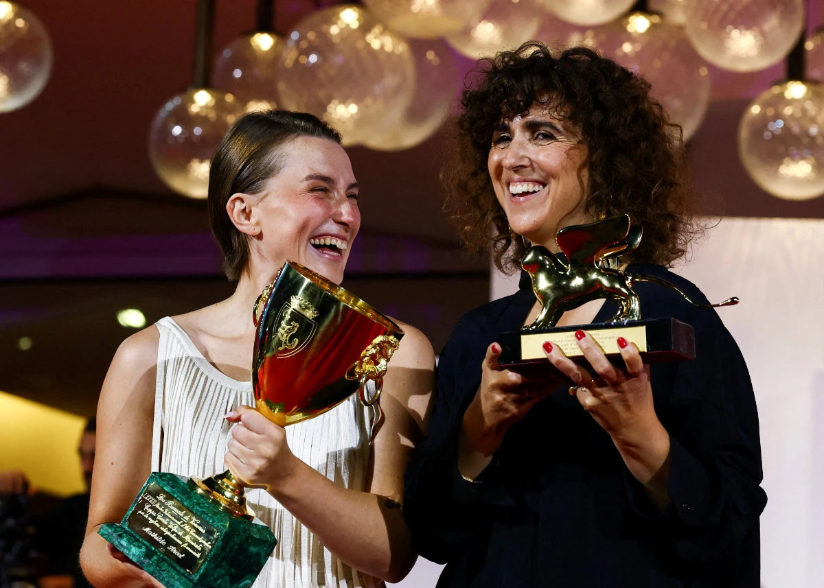 Robert Kraft defende a proibição de Macklemore na turnê de Ed Sheeran