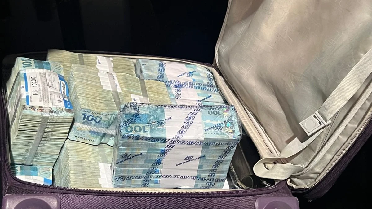 Gestão JHC admitiu passivo de R$ 212 milhões com empresa antes de renúncia