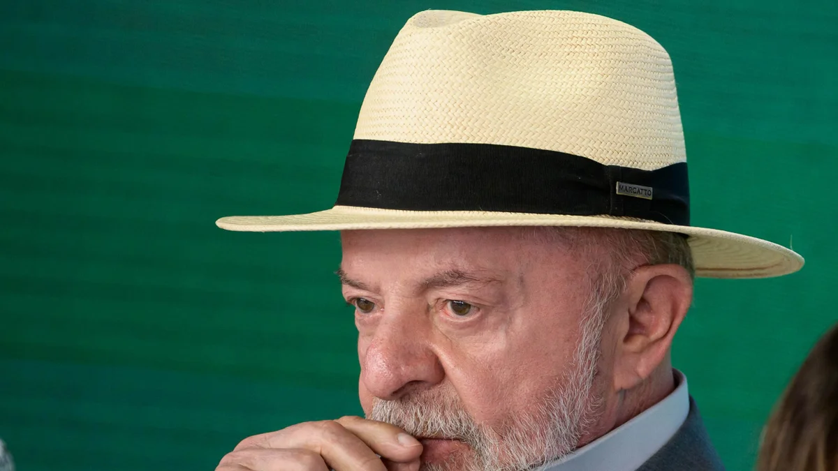 Ataque indireto a Flávio: Lula resgata “fila do osso”, Covid e desmatamento