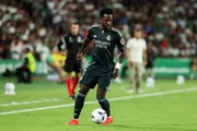Vini Jr. na partida entre Real Madrid e Elche