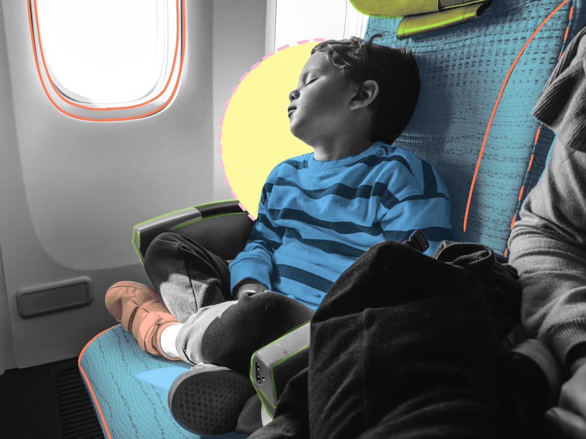 A bondade de estranhos: Eu era uma bola de estresse levando meus quatro filhos em um voo internacional – então um passageiro cobriu meu filho adormecido com um cobertor.