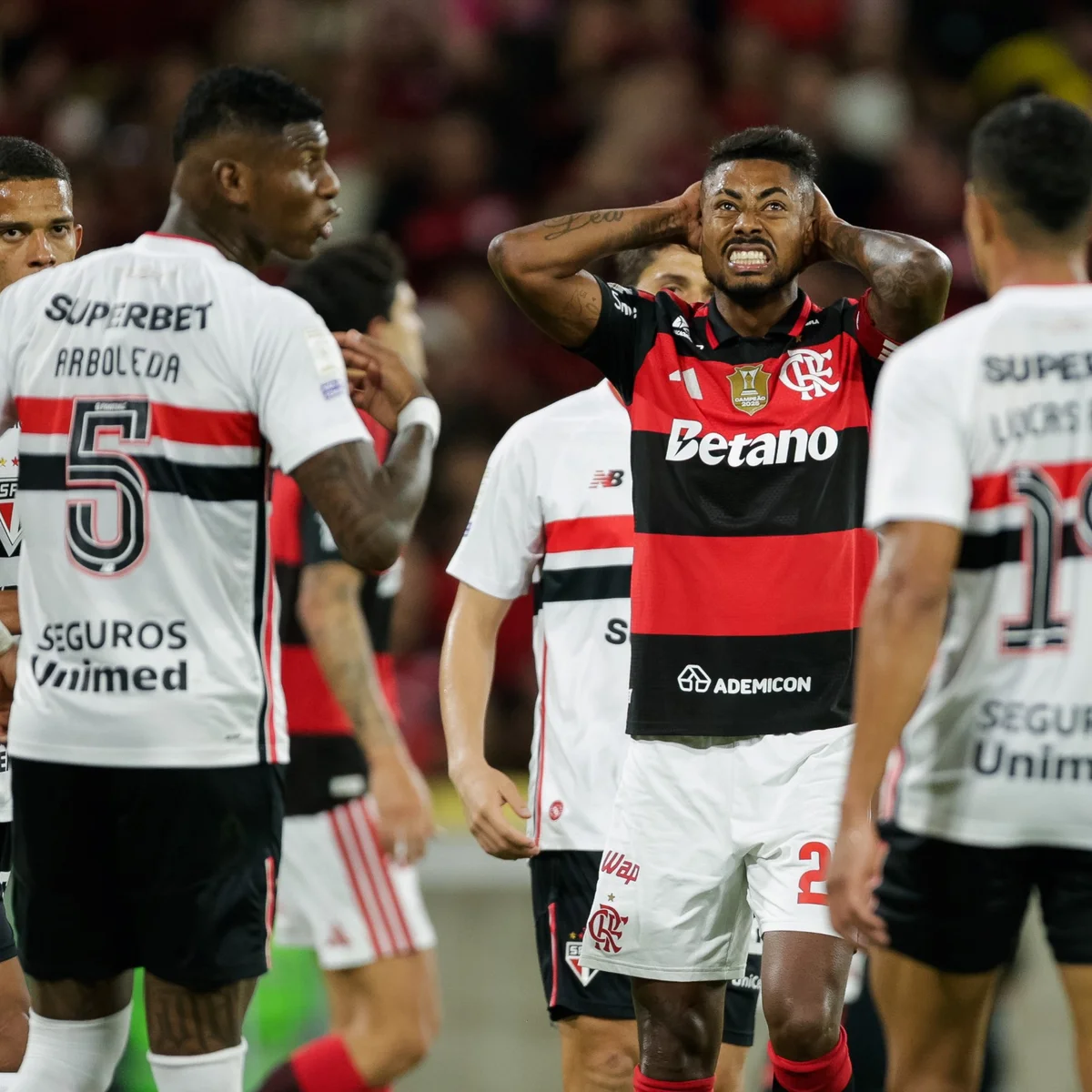 Proibição das bets: confira quais clubes da Série A são patrocinados