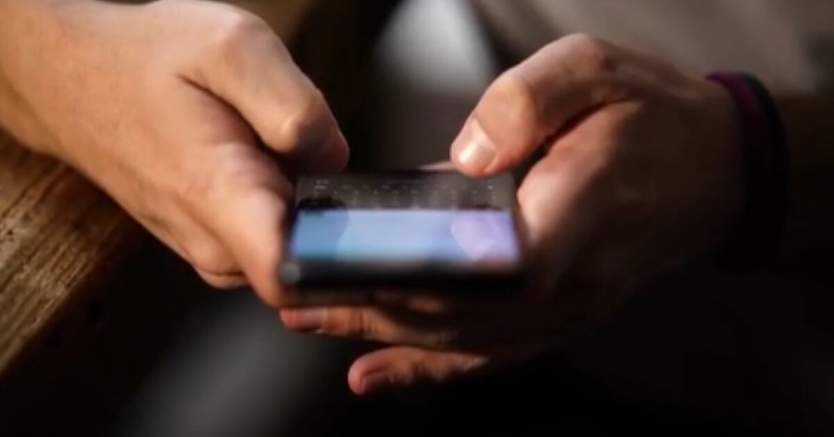 Análise: nova regra para publicidade digital adiciona camada de proteção contra golpes