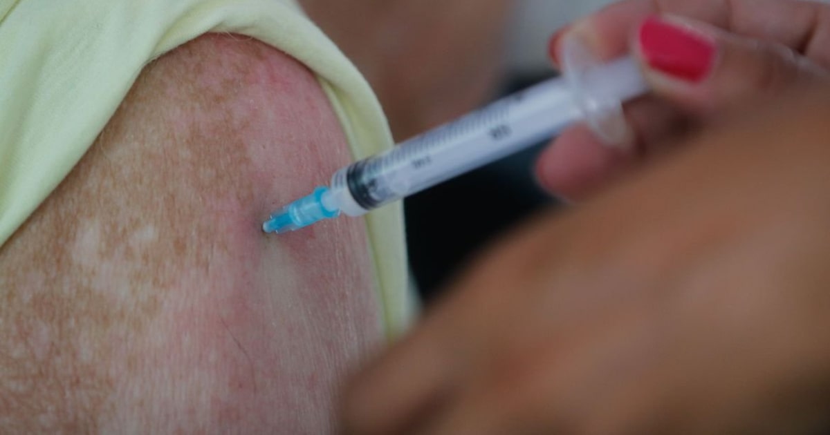 Vacina pneumocócica: conheça o imunizante liberado para idosos com 85 anos ou mais