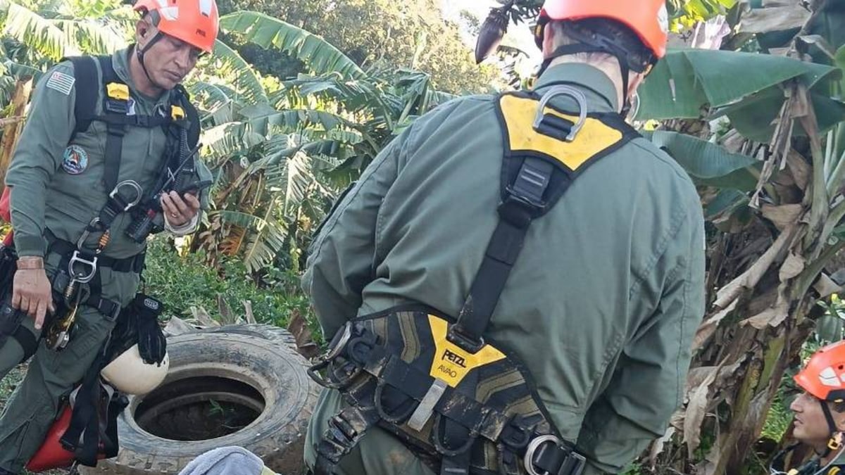 PM resgata de helicóptero homem de 100 anos ilhado após enchentes em Eldorado; veja vídeo da ação
