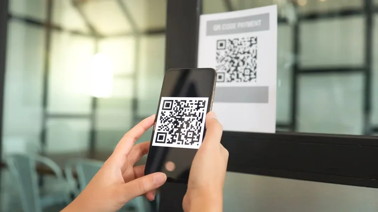 Quishing: golpes com QR Code aumentam 460% no Brasil