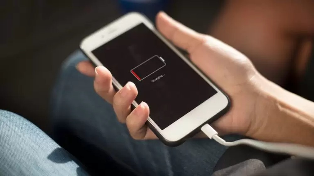 Uso continua possível, mas exige mais cuidado com segurança digital — Foto: Reprodução/Freepik