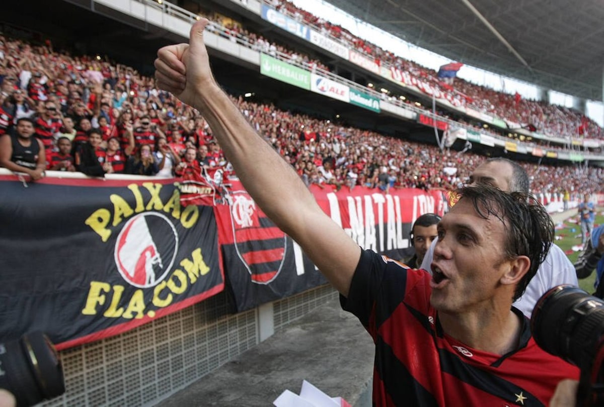 ‘Não importa de onde você é, mas sim o que apresenta’, diz Petkovic sobre limite de estrangeiros