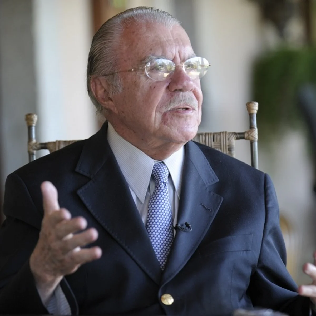 Sarney tem quadro estável e médicos preveem alta nos próximos dias