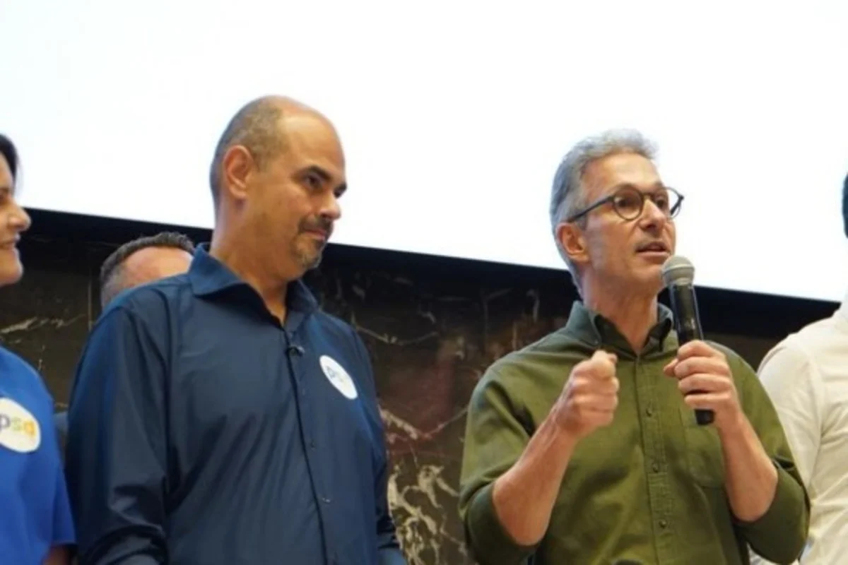 Zema não libera Simões para apoiar Flávio Bolsonaro no 1º turno