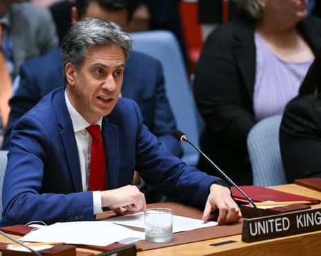 Ed Miliband speaks into a microphone at a UN security council meeting desk