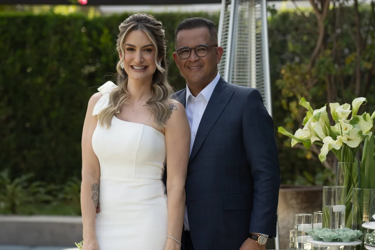 Esposa de Bruno Avelar desabafa sobre buscas: “Aguenta firme, meu amor”