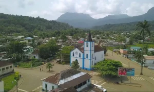 As eleições mais estranhas dos últimos anos decorrem sem boicotes e na mais profunda tranquilidade