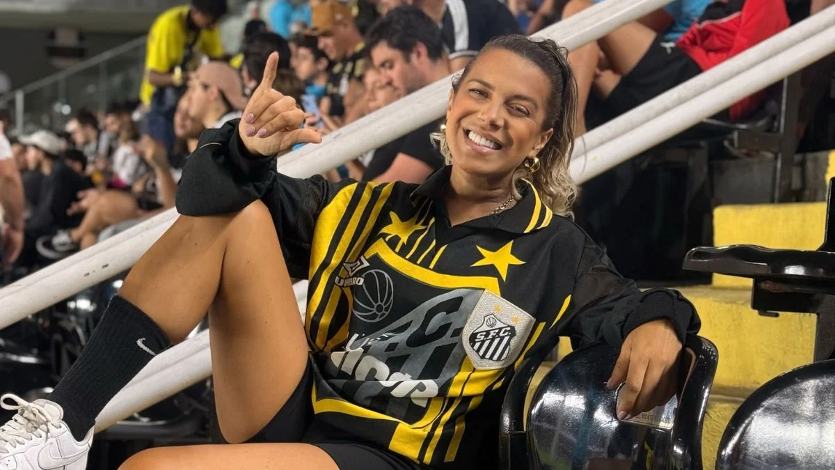 Torcedores do Santos se despedem e prestam homenagens à Naty Potira
