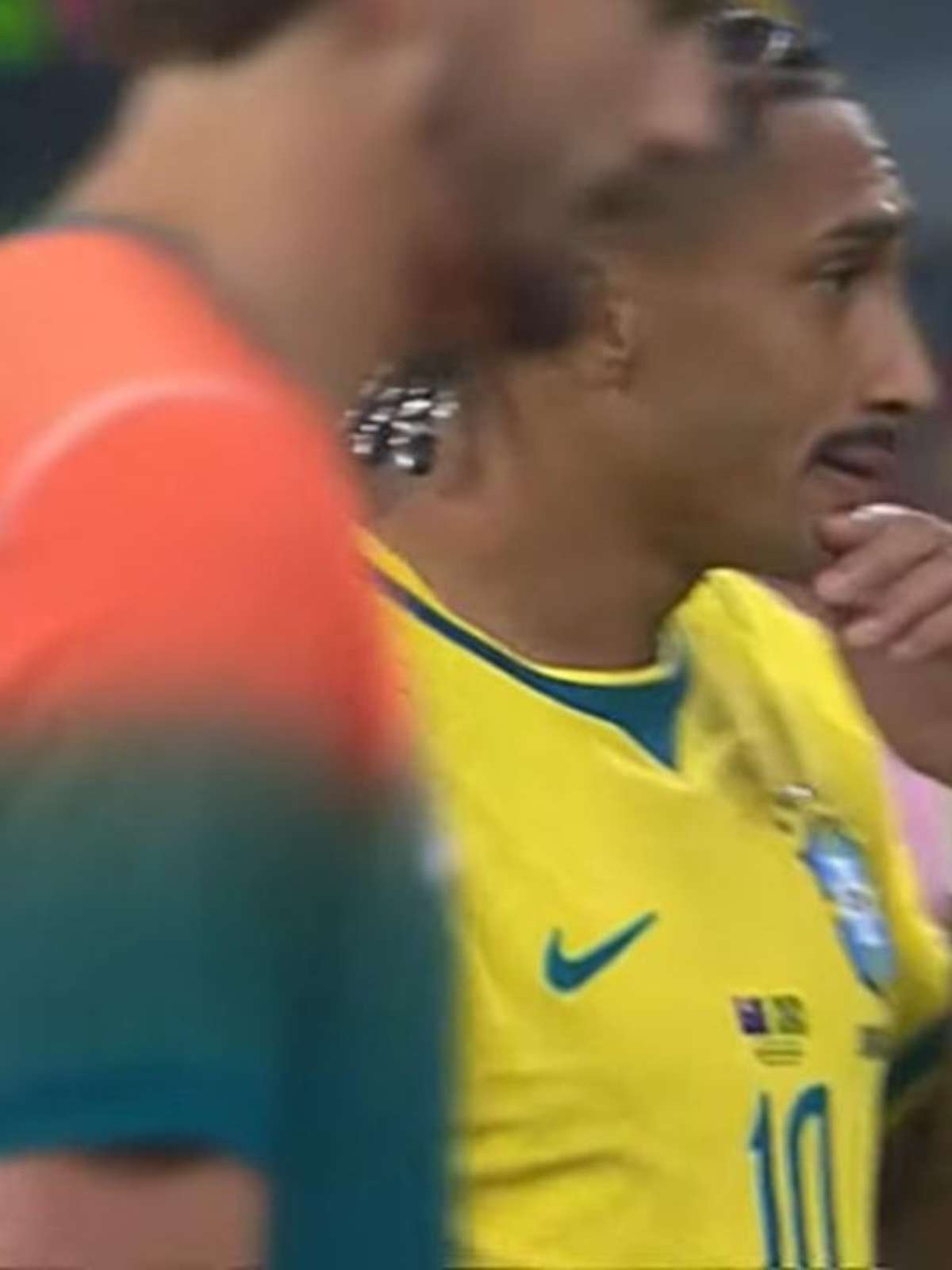 Raphinha herda camisa 10 de Neymar na Seleção Brasileira