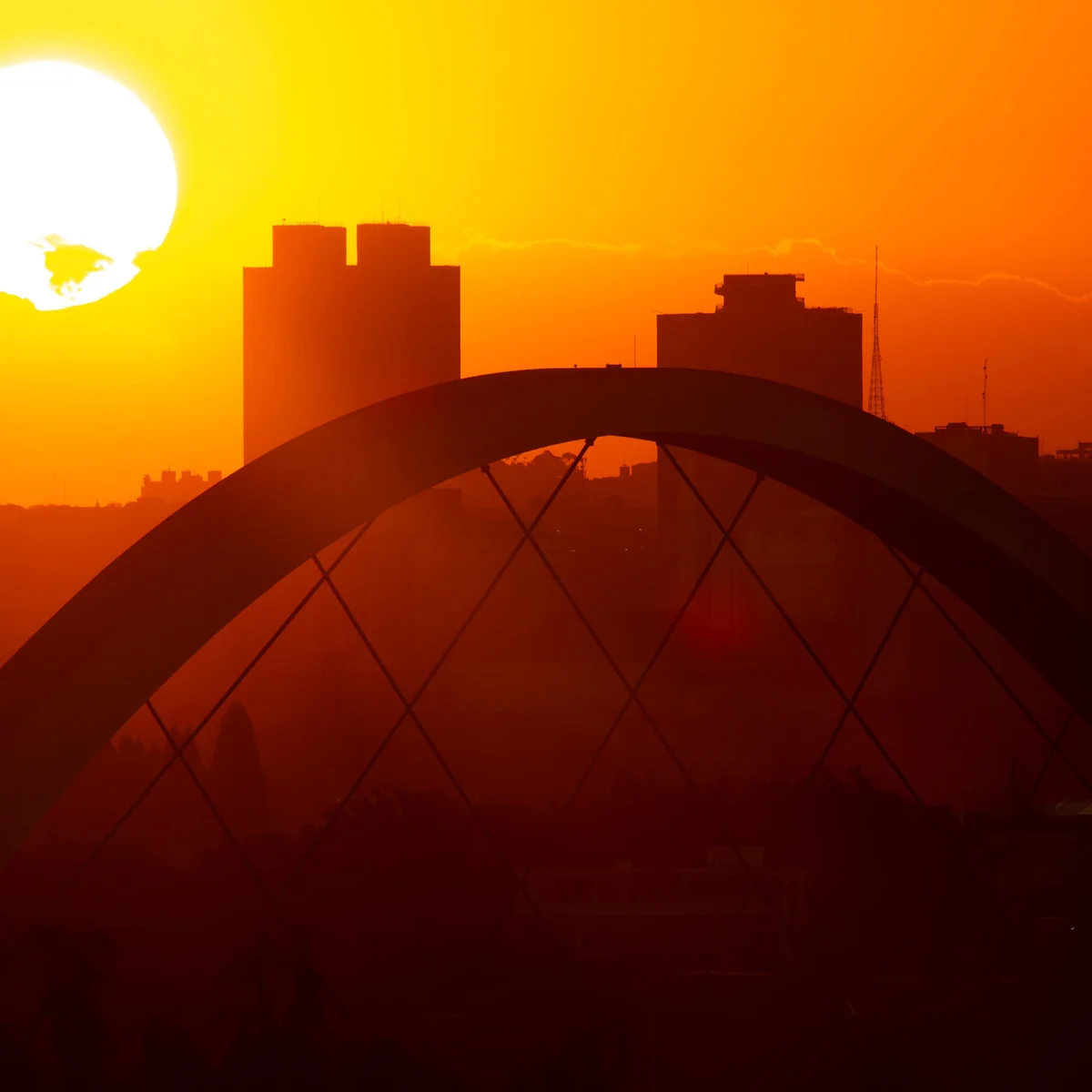 Alerta de calor extremo: temperaturas podem ultrapassar 40°C até 4ª (30/9)