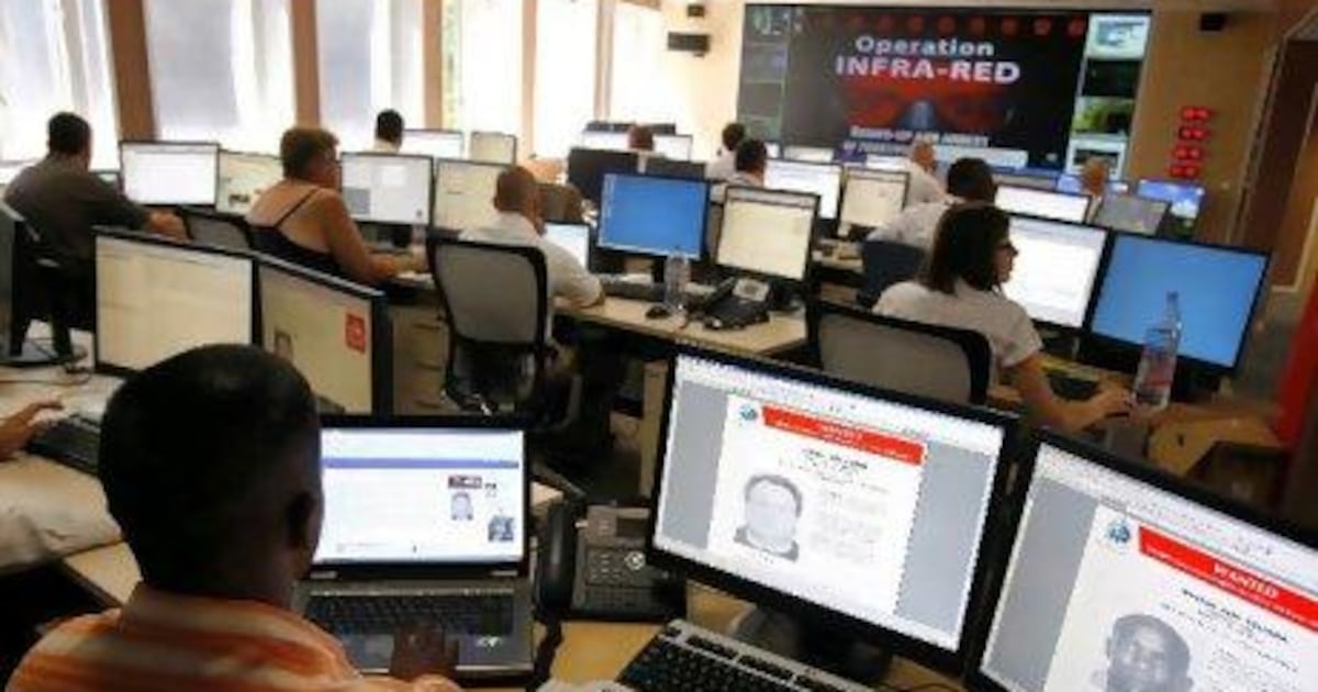A luta contra o crime financeiro não para na prisão e no julgamento dos criminosos.