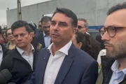 Mendonça manda apagar vídeo de IA que ligava Flávio Bolsonaro a Vorcaro