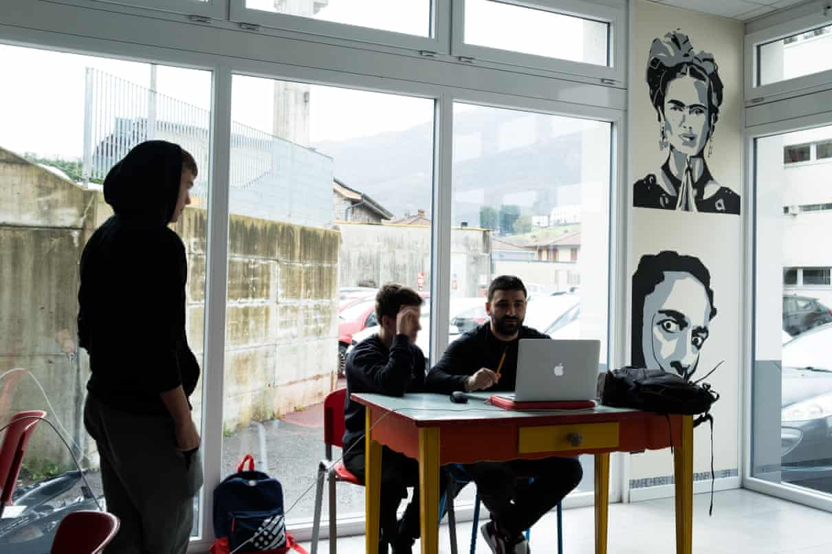 'Meu futuro está na UE': as crianças ucranianas que não querem voltar para casa