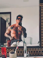Fernando Fernandes expõe bastidores de nu frontal que causou polêmica