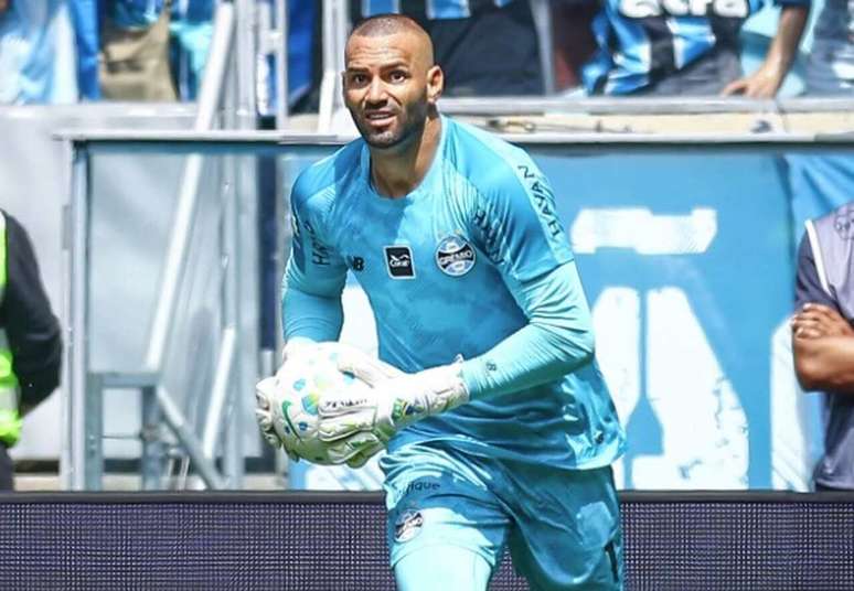 Herói do Grêmio, Weverton se declara ao Palmeiras: "Sempre no meu coração"