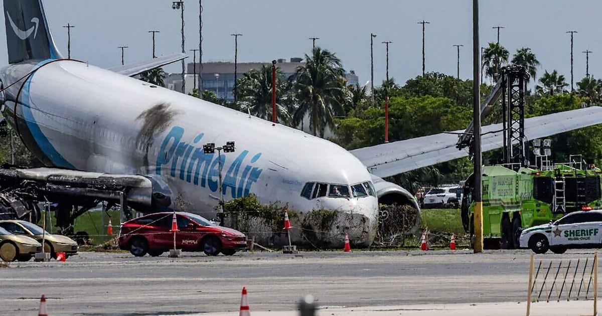 Pilotos podem ser acusados criminalmente após um acidente de avião? Veja o que especialistas dizem
