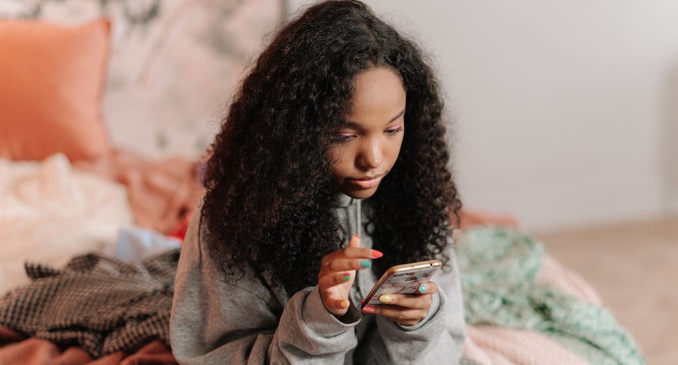Os especialistas em psicologia concordam: quem procrastina usando o celular tenta acalmar suas emoções desconfortáveis.