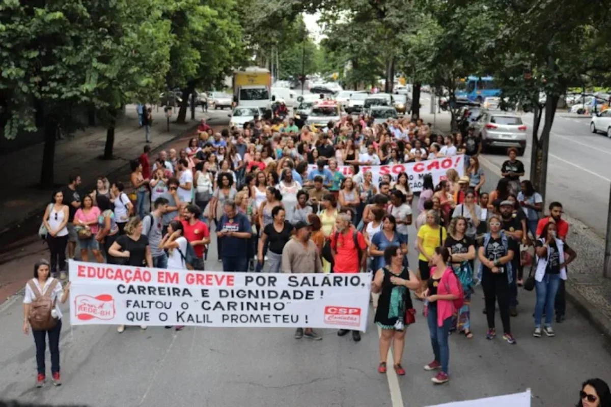 greve professores municipais de BH sind-rede