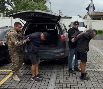 Ação conjunta prende três integrantes de quadrilha de roubo de veículos em Duque de Caxias (RJ)